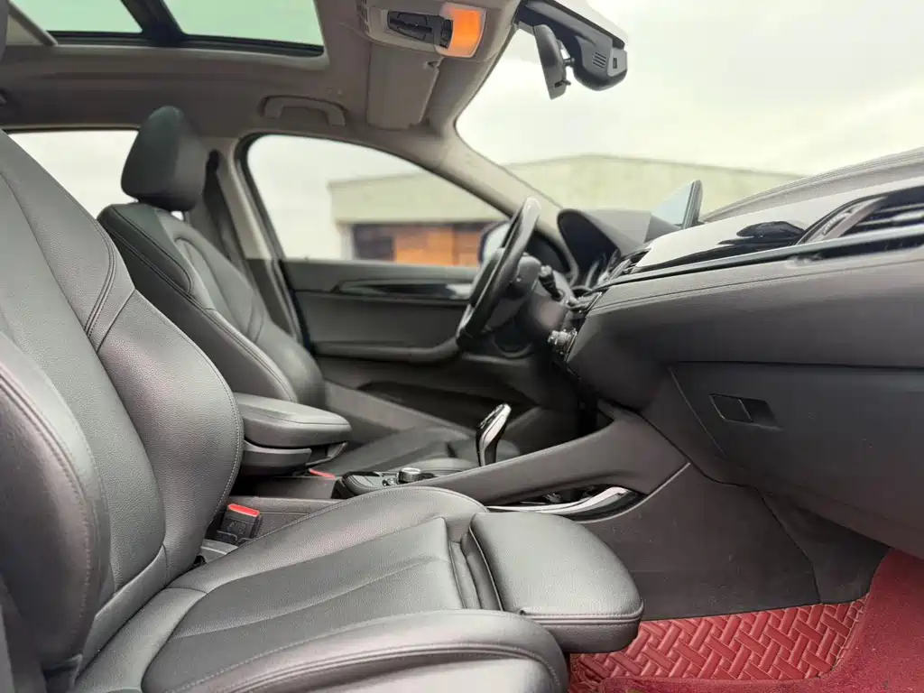 BMW X2 (Import) — миниатюра 14