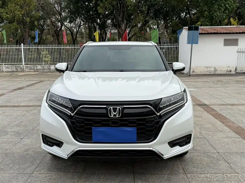 HONDA UR V
