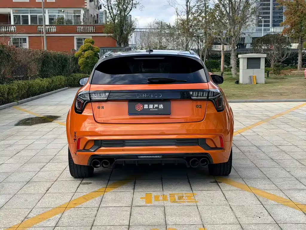 LYNK & CO. 02 HATCHBACK