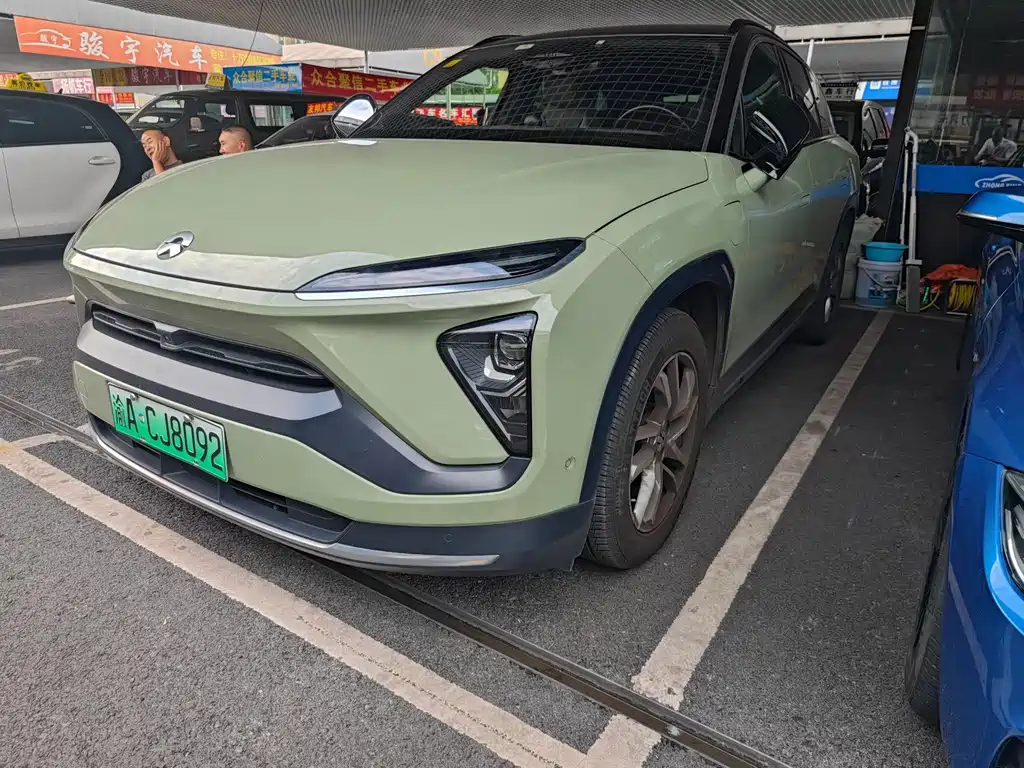 NIO ES6