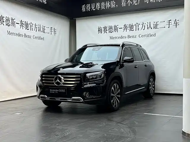 MERCEDES-BENZ GLB