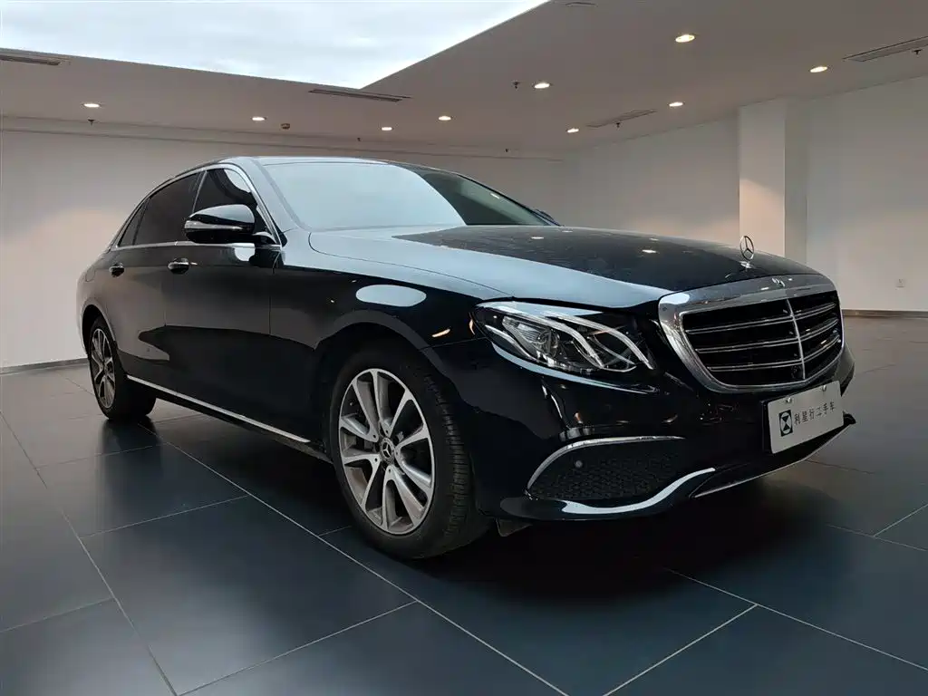 Mercedes-Benz E-Class E 2019 E 300 L Fashion