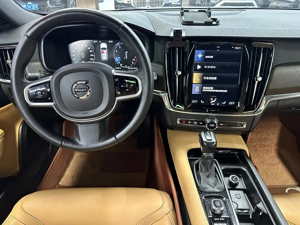 Volvo V90 — миниатюра 16