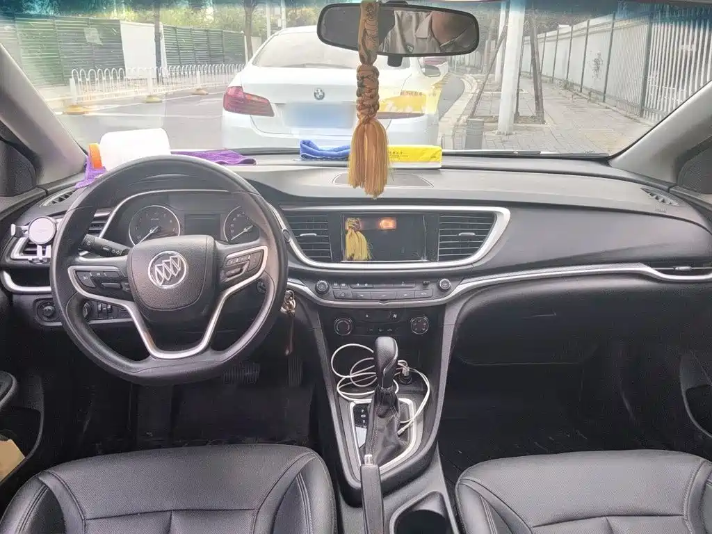 Buick Excelle — миниатюра 10