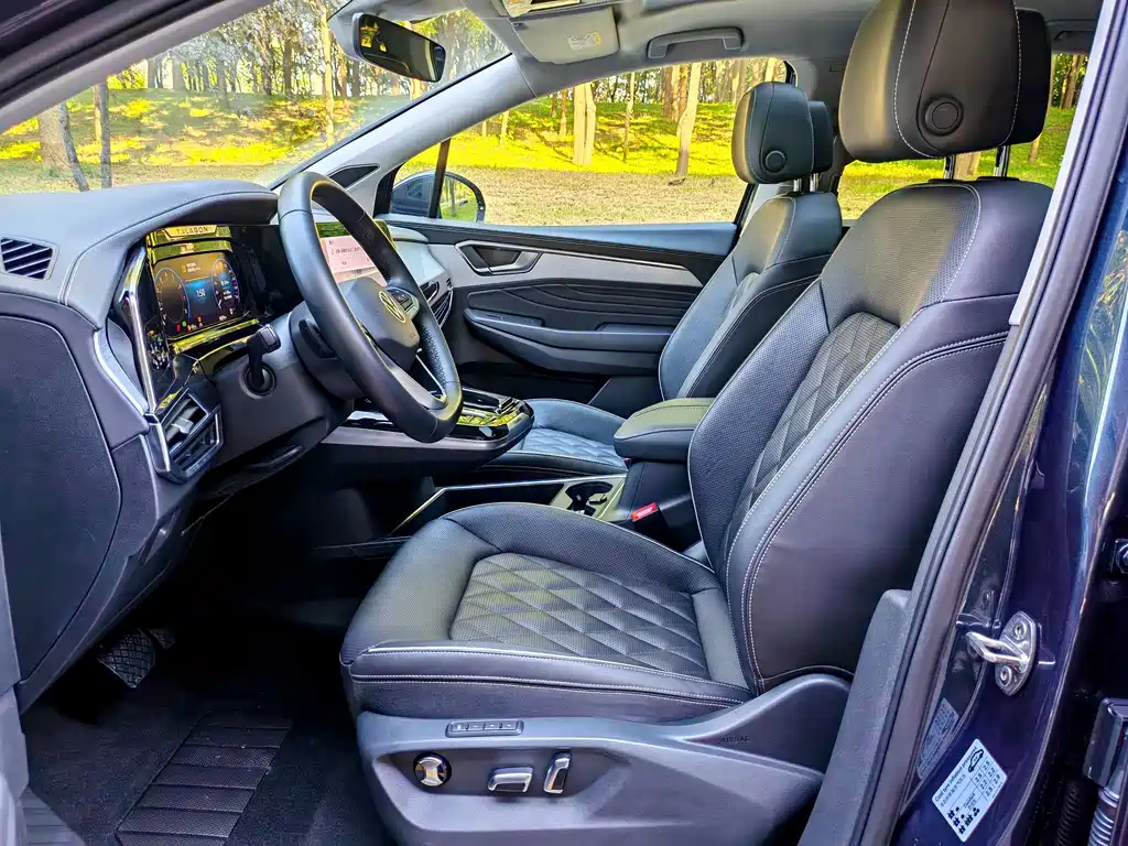 Volkswagen Talagon — миниатюра 5