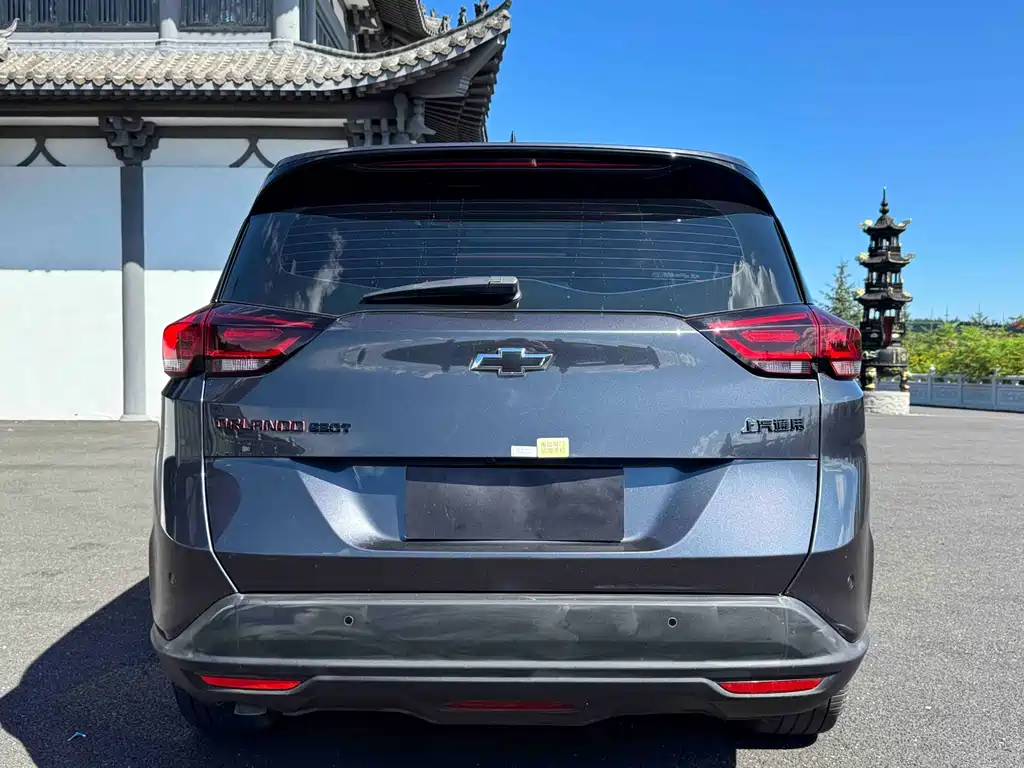 Chevrolet Volando — миниатюра 6