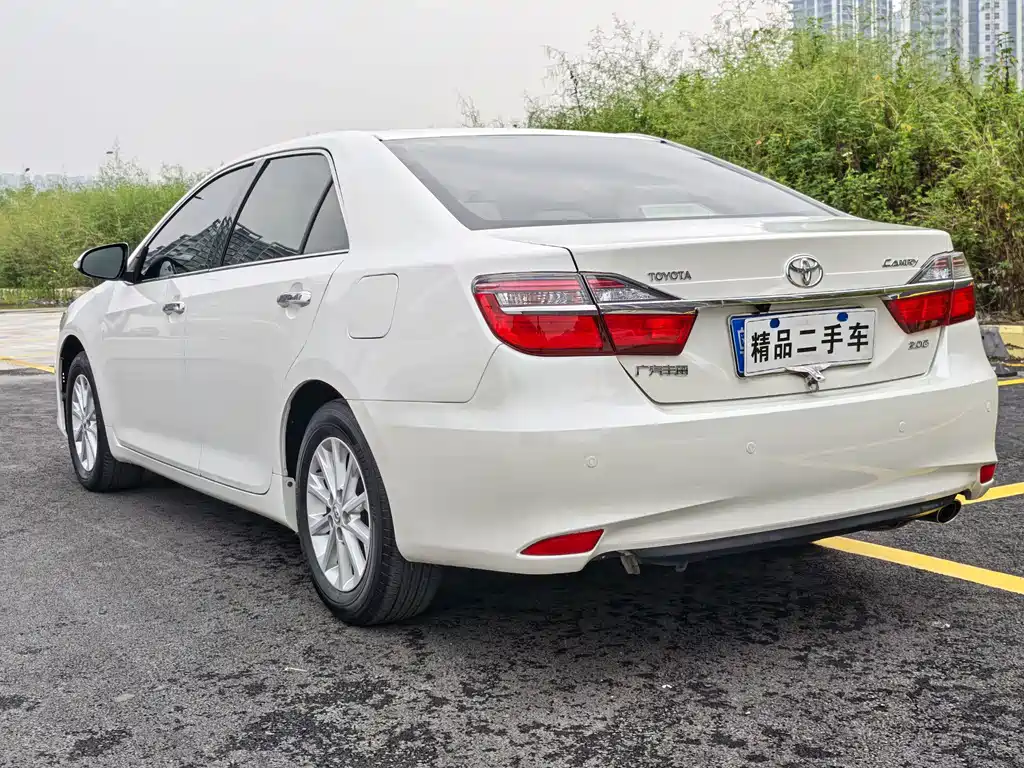 Toyota Camry 2016 2.0G Lead
