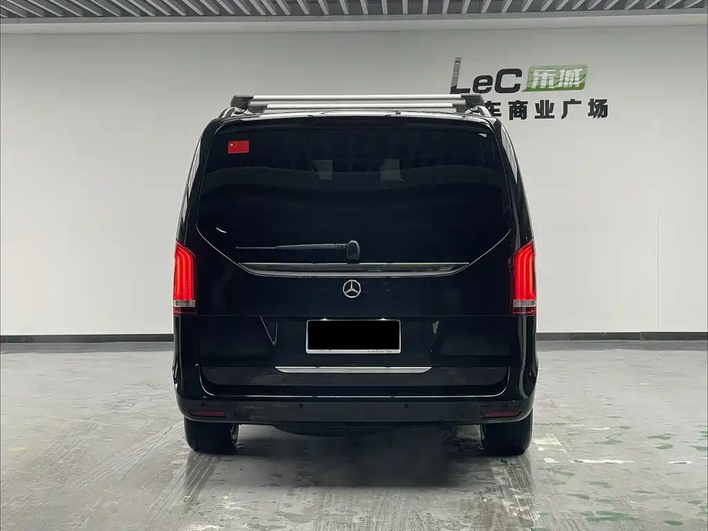 Mercedes-Benz V-Class — миниатюра 5