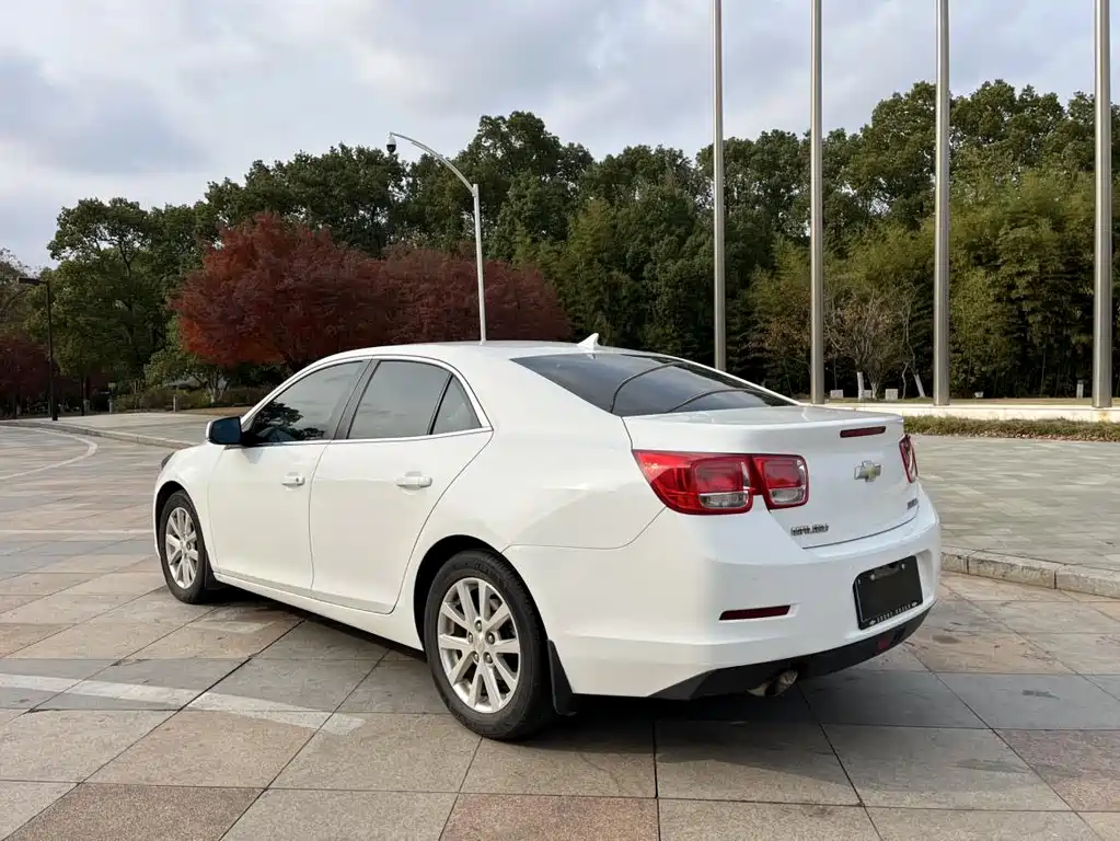 Chevrolet Malibu — миниатюра 4