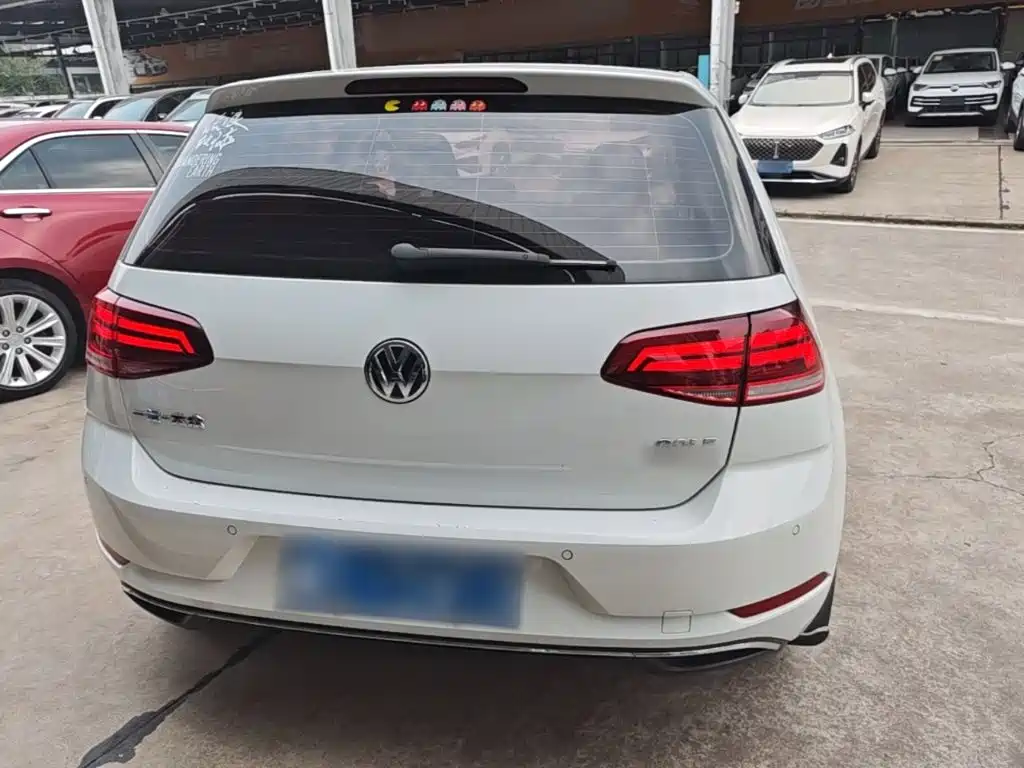 Volkswagen Golf — миниатюра 6