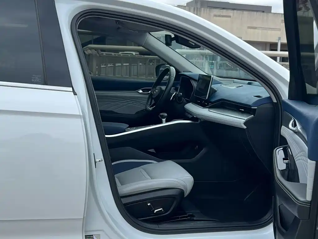 GEELY AUTOMOBILE XINGRUI