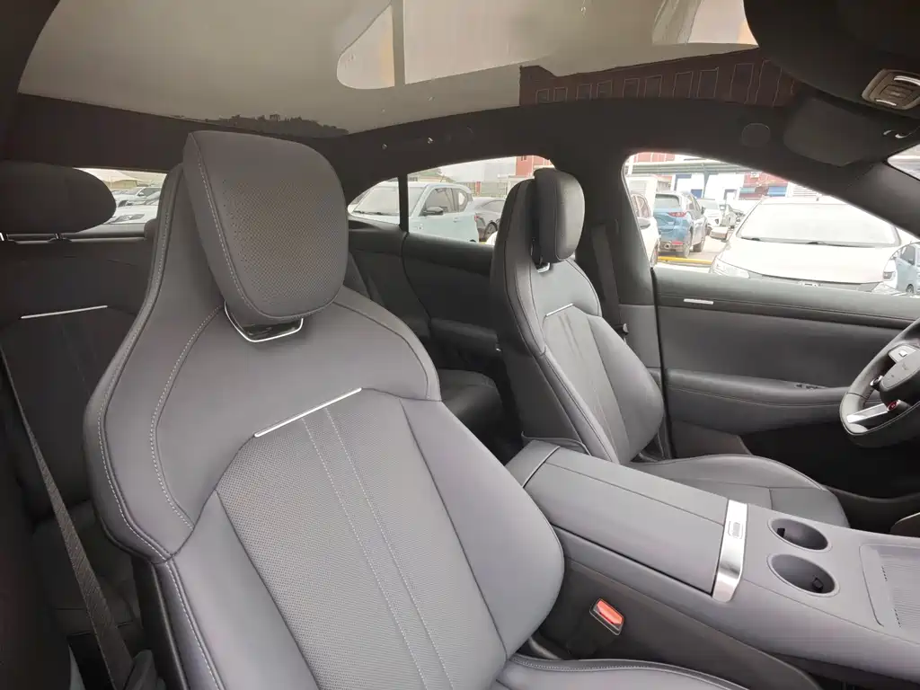 XIAOMI CAR XIAOMI YU7