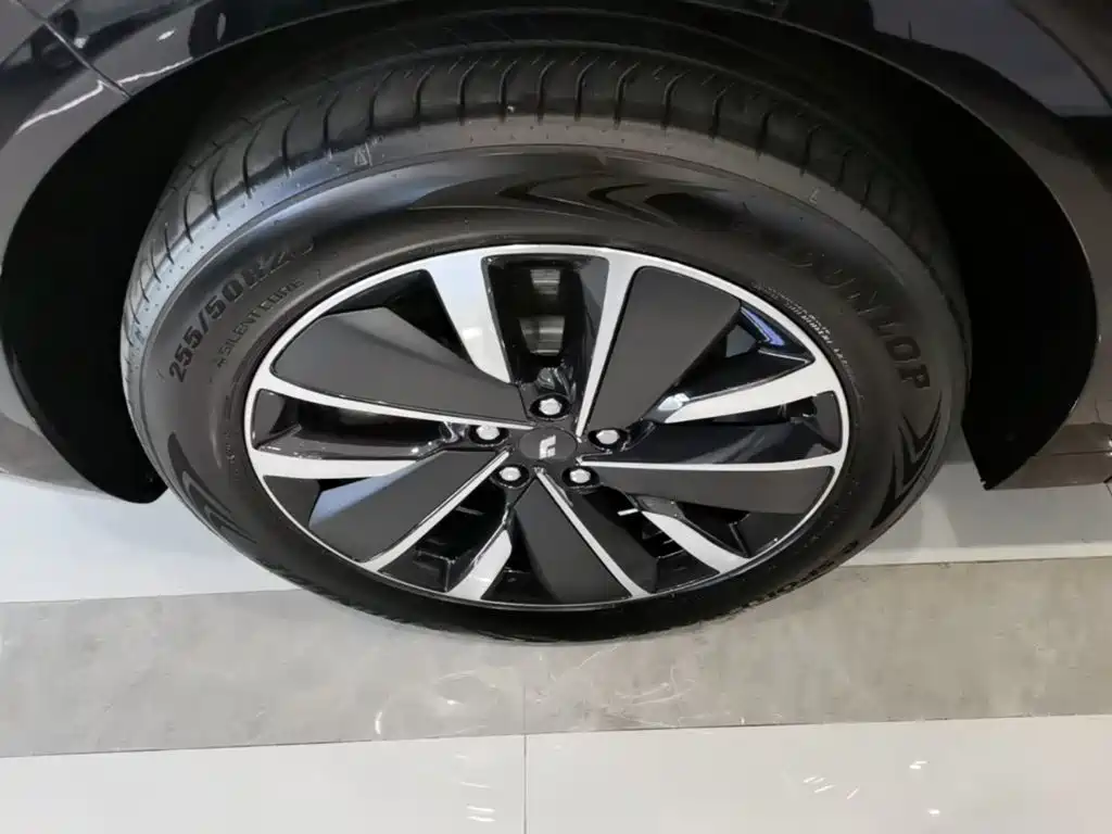 Li Auto Li L6 — миниатюра 23