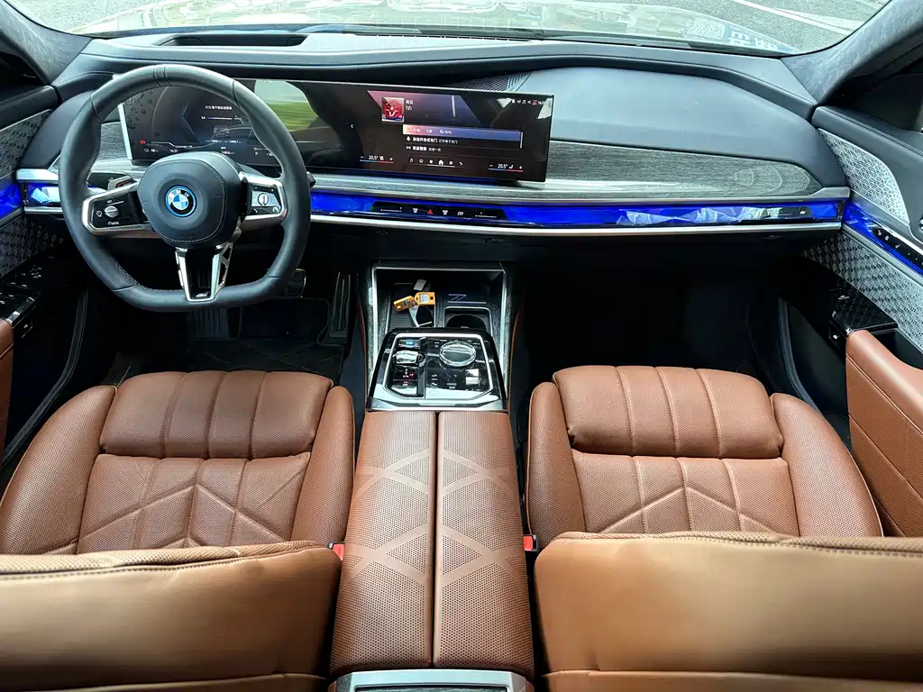BMW i7 2023 xDrive60L M Sport