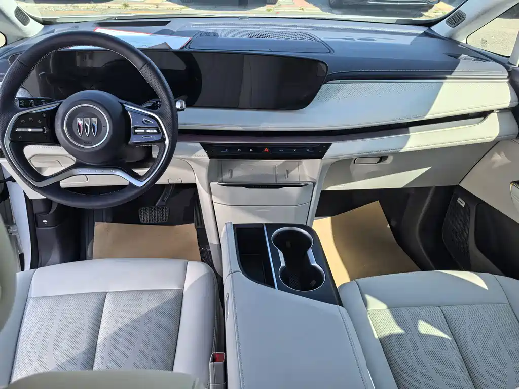 Buick GL8 — миниатюра 5