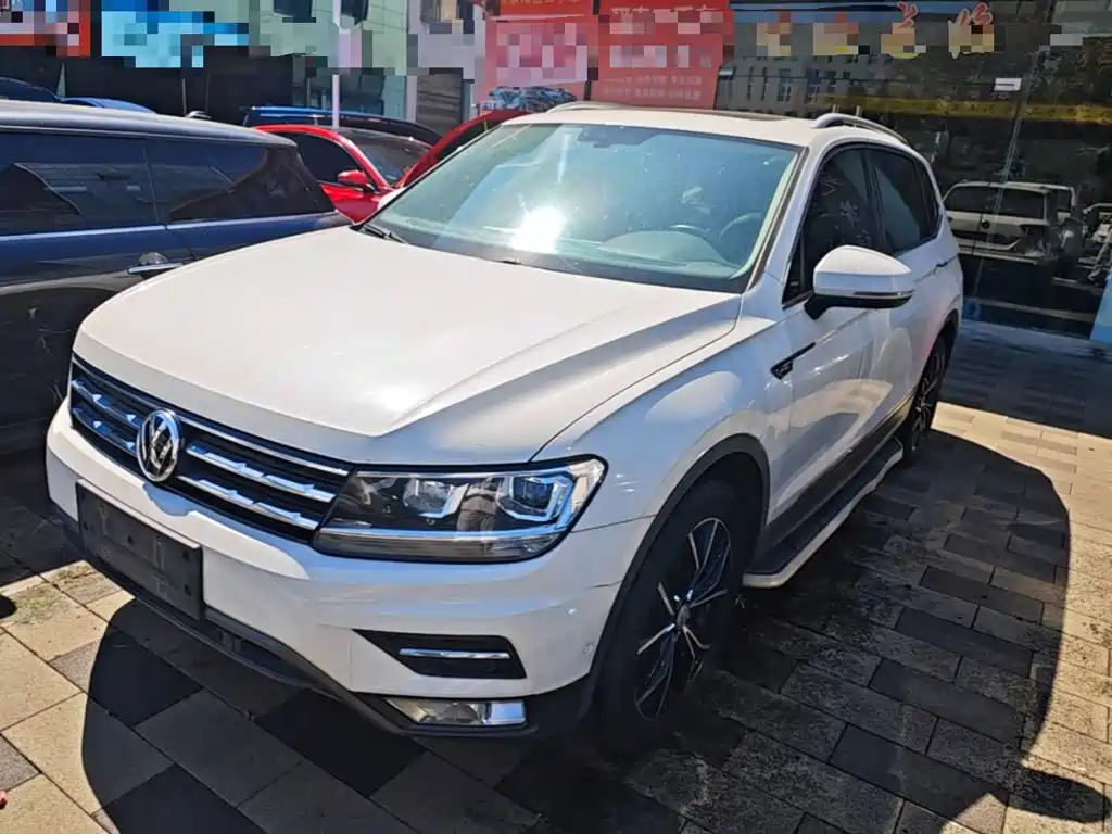 Volkswagen Tiguan L