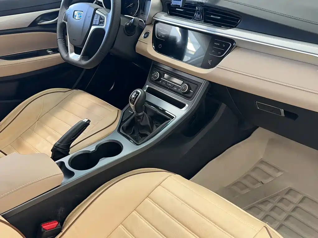 Geely Emgrand — миниатюра 15