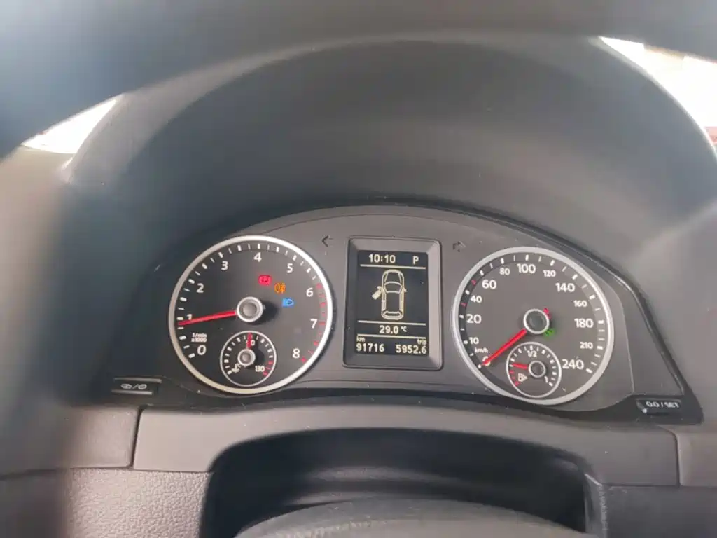 Volkswagen Tiguan — миниатюра 12
