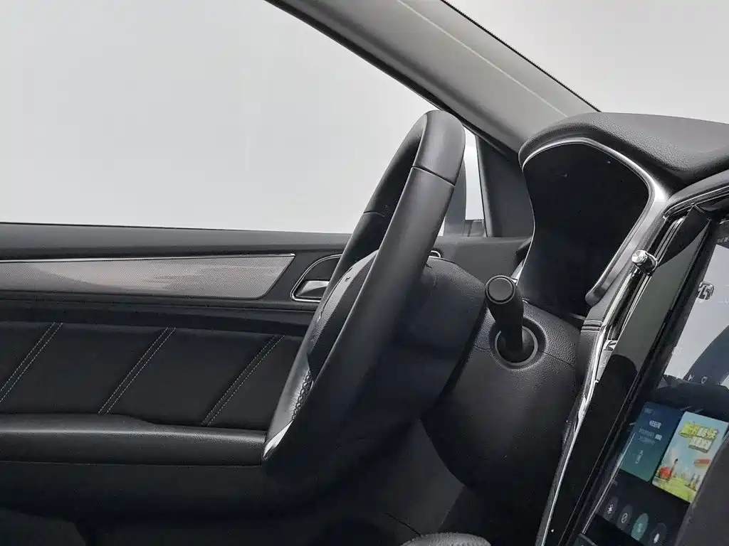 Roewe RX5 — миниатюра 22