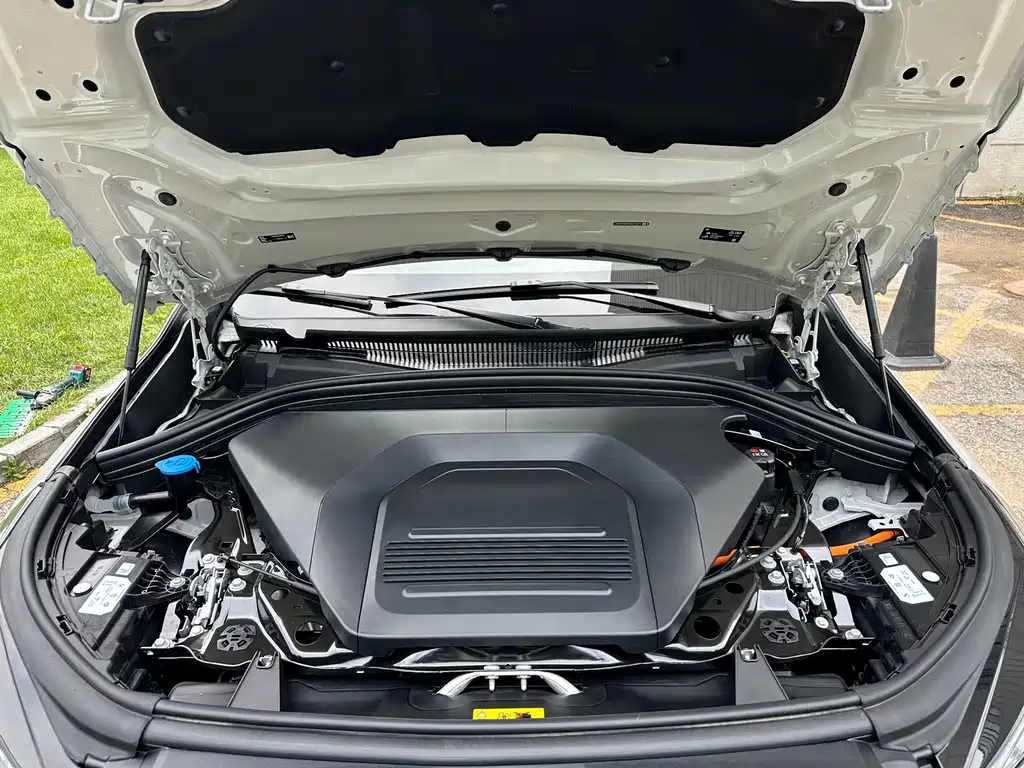 BMW iX1 — миниатюра 19