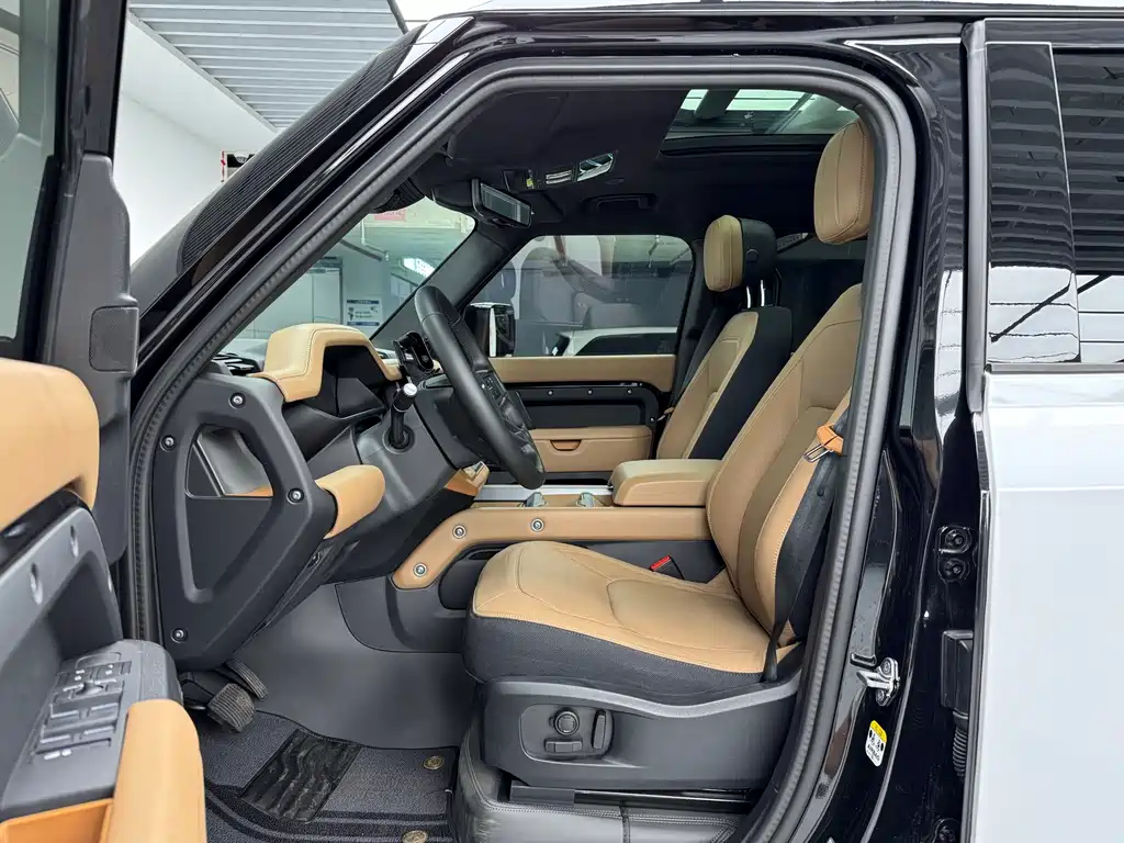 Land Rover Land Rover Defender 2025 110 3.0T P400
