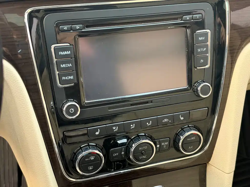 Volkswagen Passat — миниатюра 9