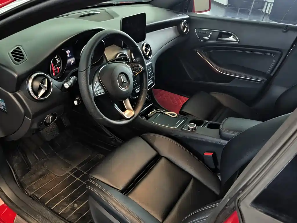 Mercedes-Benz CLA (Import) — миниатюра 7