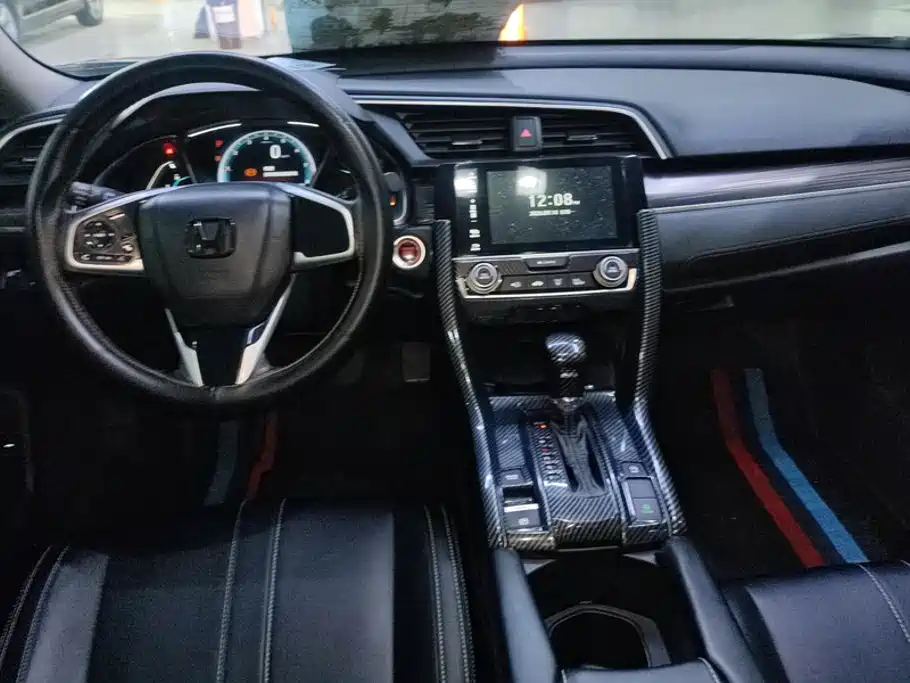 Honda Civic — миниатюра 12