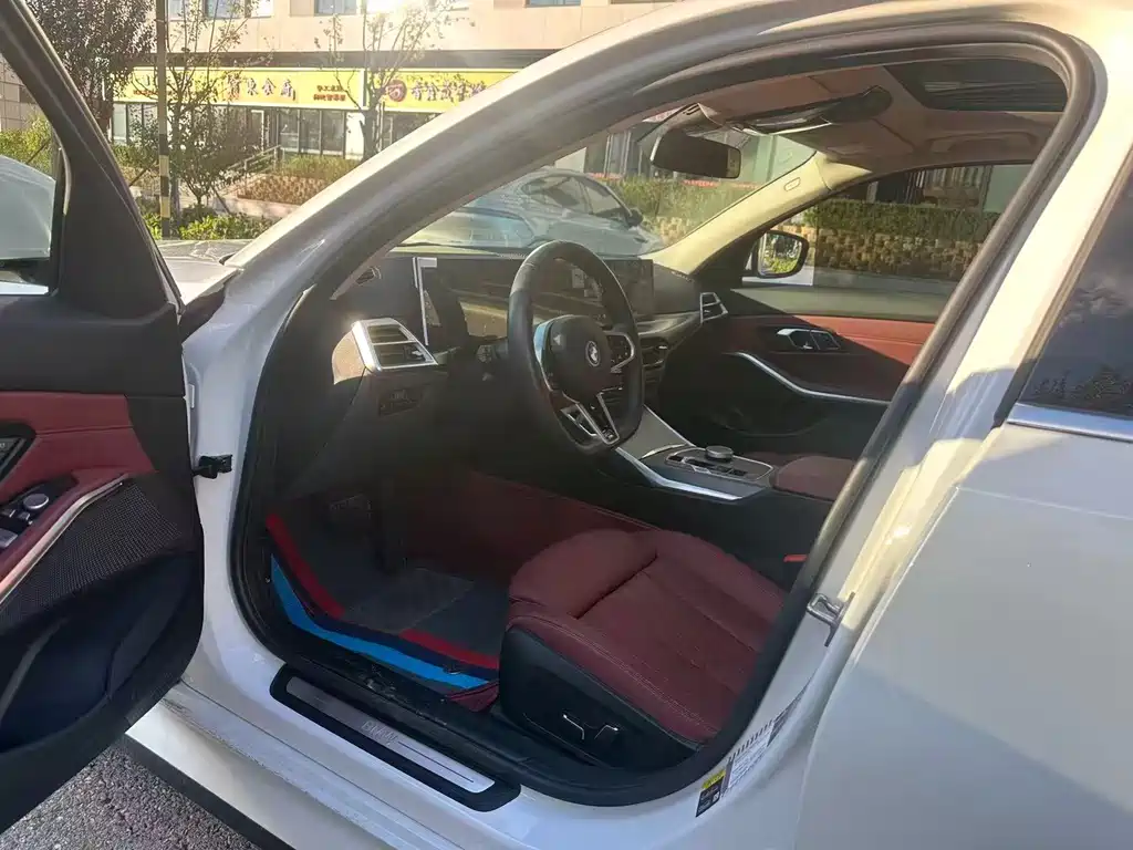 BMW i3 — миниатюра 7