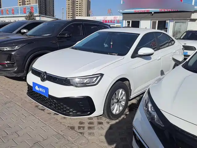 VOLKSWAGEN LAVIDA 2023