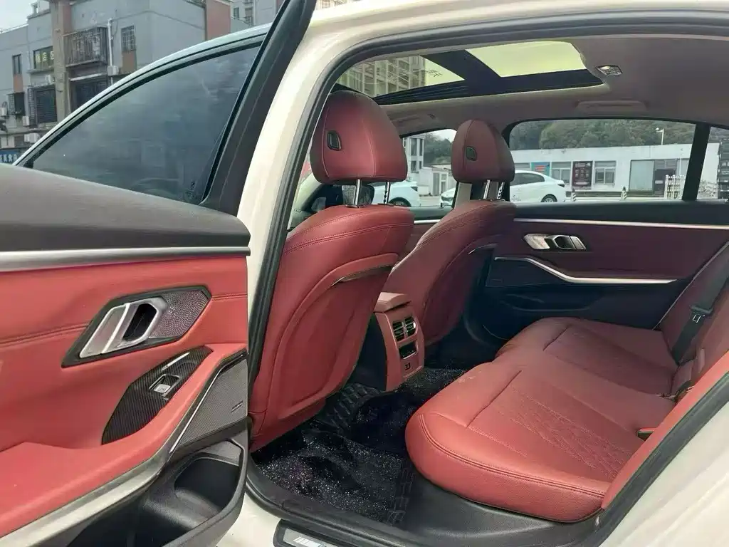 BMW 3 Series 3 2023 325Li M Sport