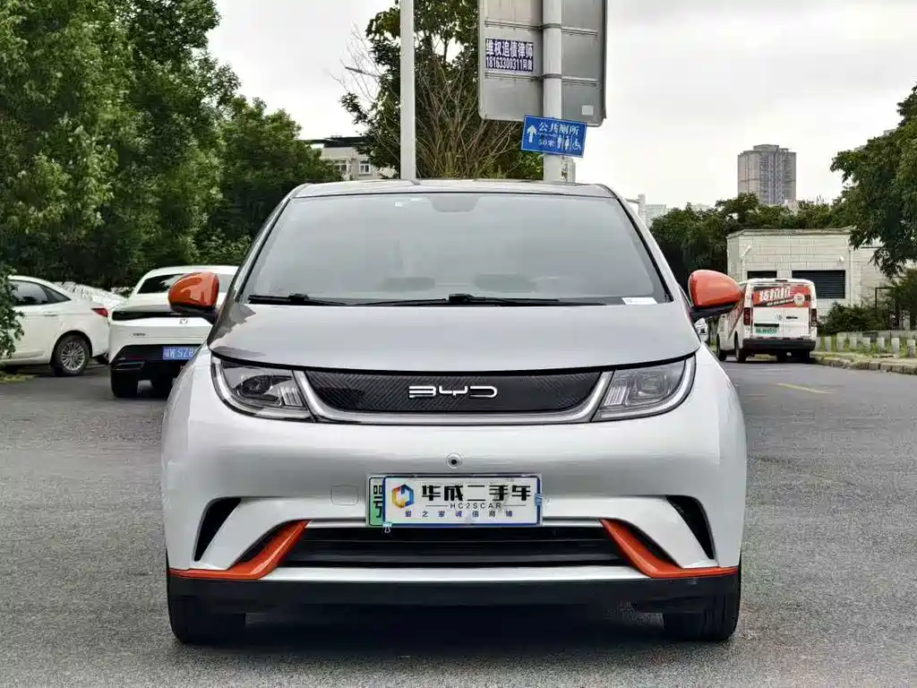 BYD Dolphin — миниатюра 2
