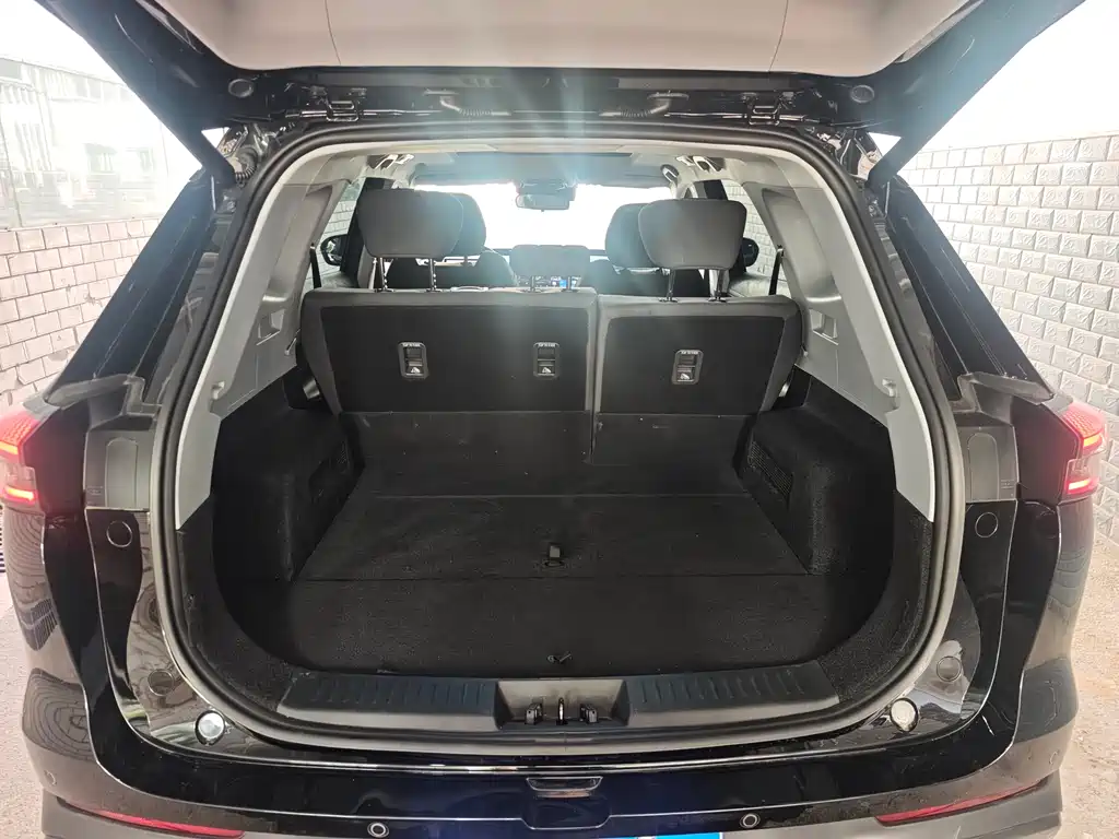Chery 8 PLUS 2025 290TGDI DCT Luxury