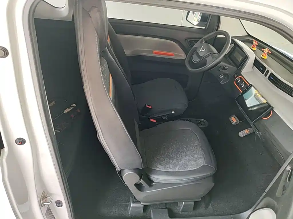 Wuling MINIEV — миниатюра 25