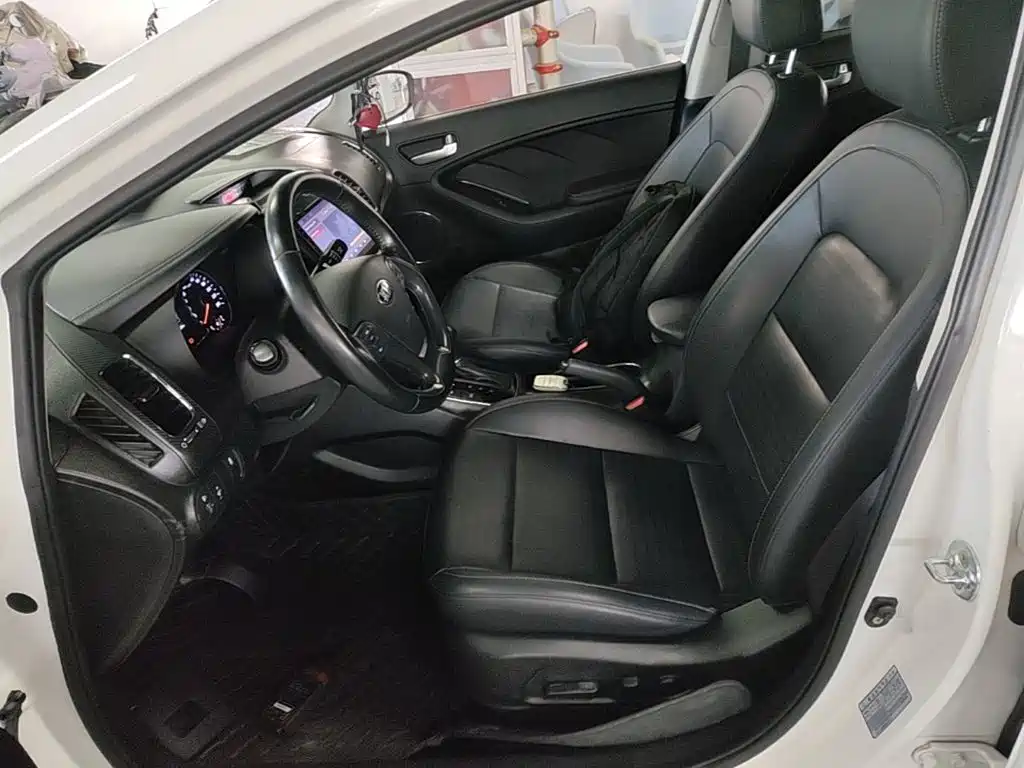 Kia K3 — миниатюра 15