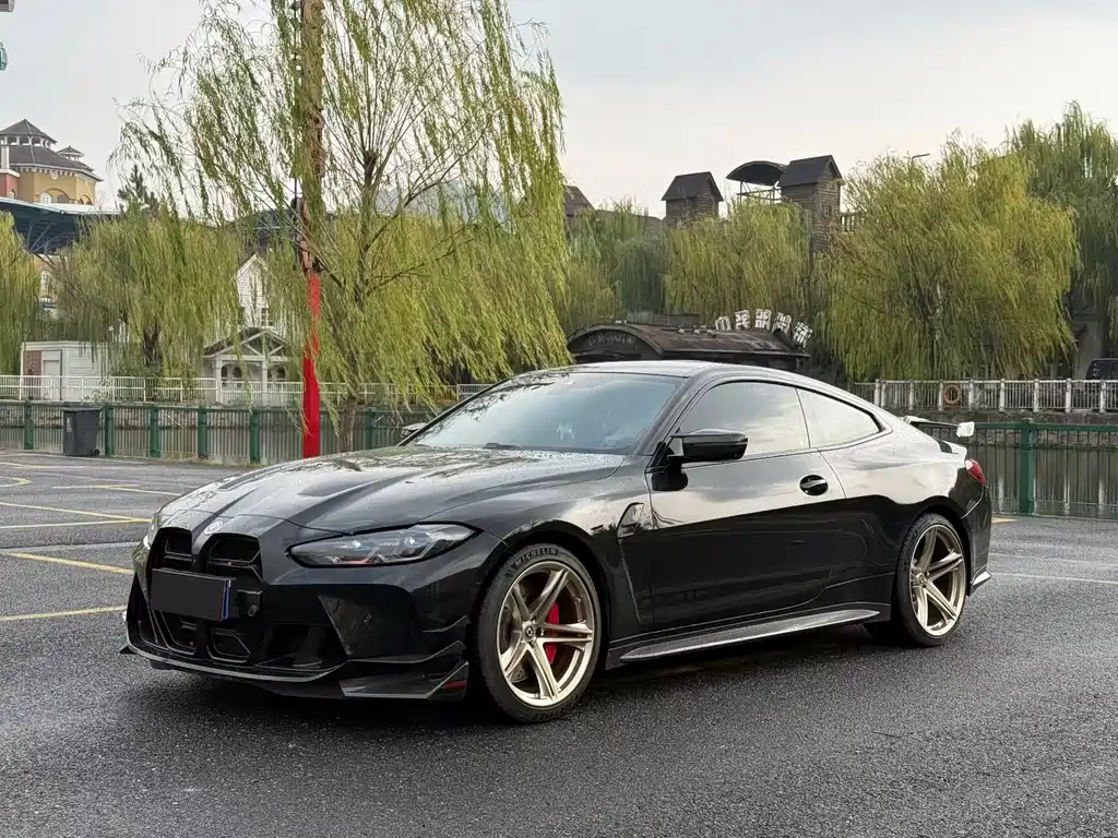 BMW M4 2024