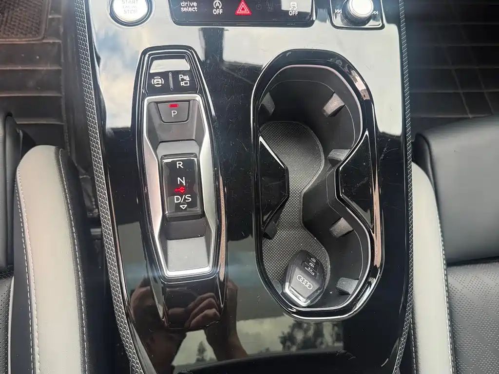 Audi A5L — миниатюра 18