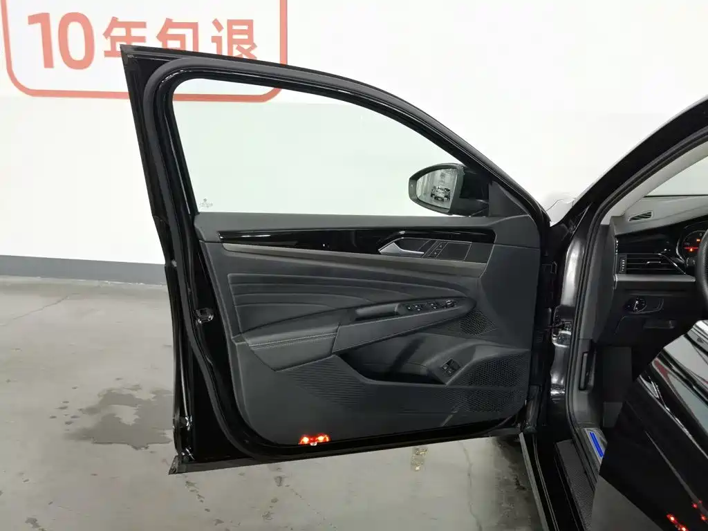 Volkswagen Passat 2020 430PHEV Elite VI