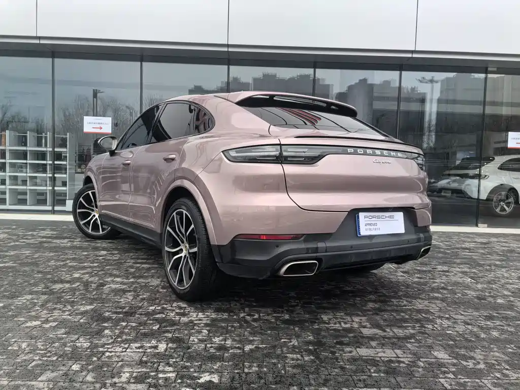 PORSCHE CAYENNE