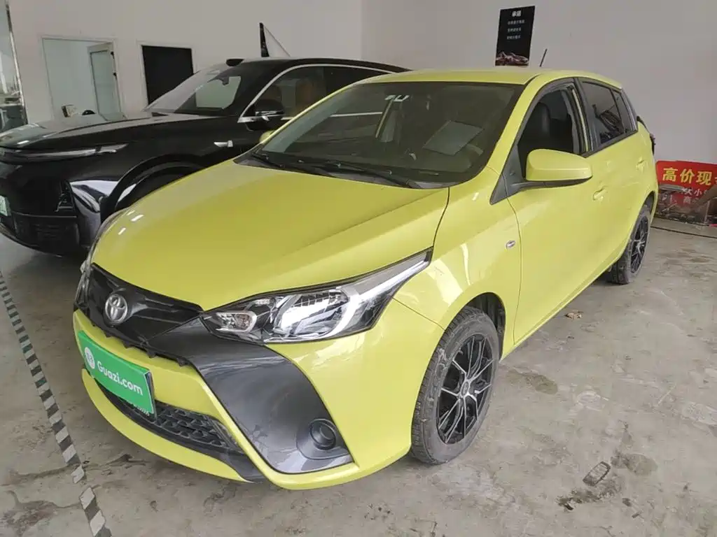 Toyota Yaris L — миниатюра 2