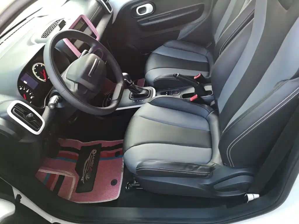 Roewe Clever — миниатюра 15