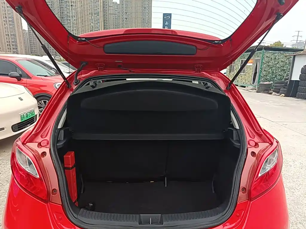 Mazda 2 — миниатюра 19