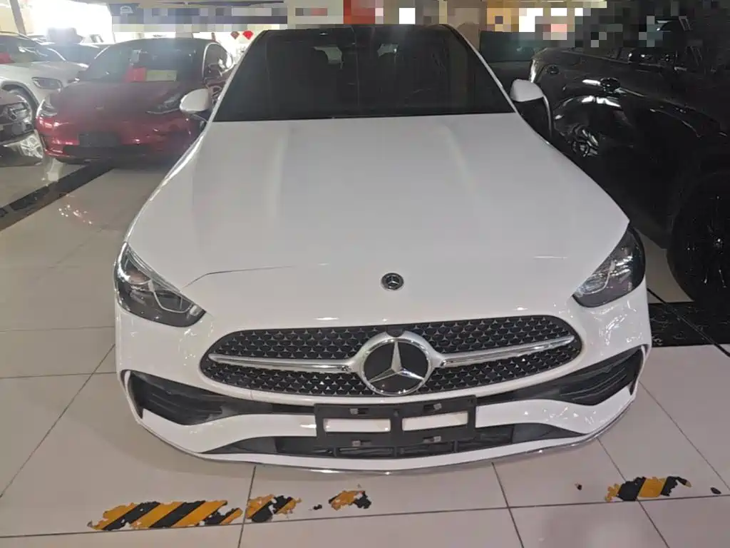Mercedes-Benz C-Class — миниатюра 3