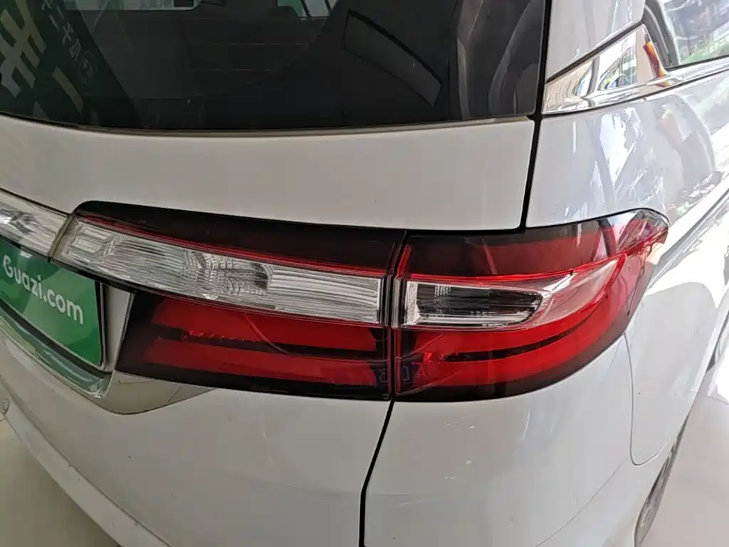 Honda Odyssey — миниатюра 8