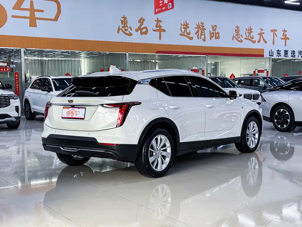 Cadillac GT4 — миниатюра 10