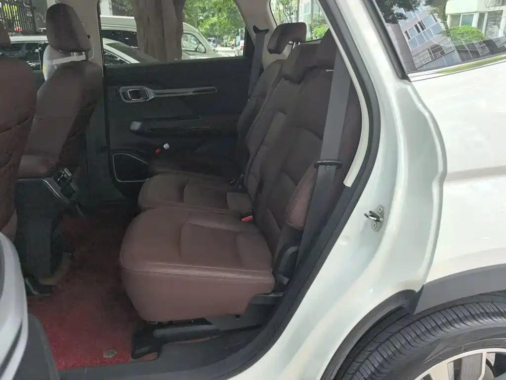 Geely Haoyue — миниатюра 15