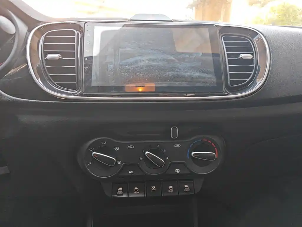 Kia Huanchi — миниатюра 13