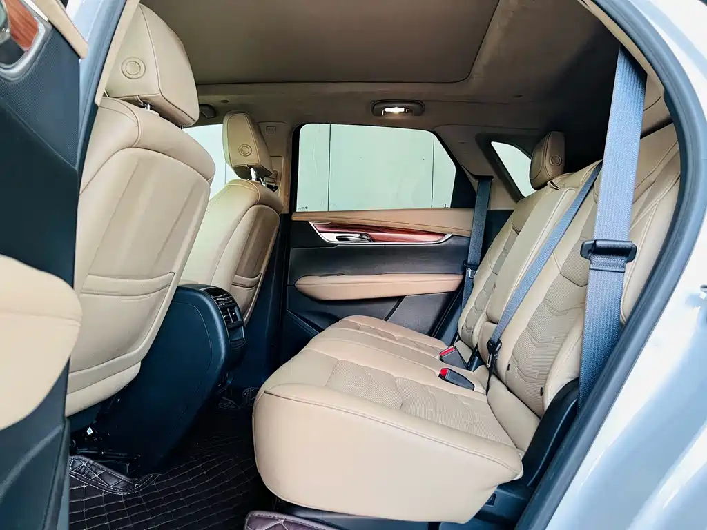 Cadillac XT5 — миниатюра 21