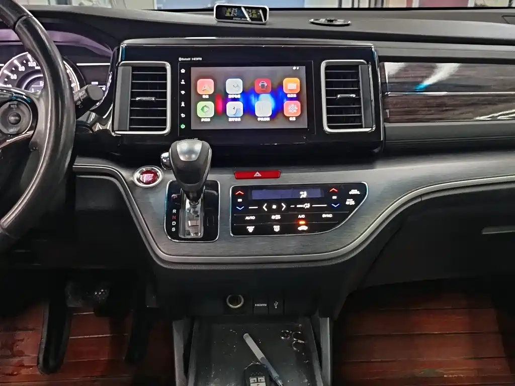 Honda Elysion — миниатюра 5