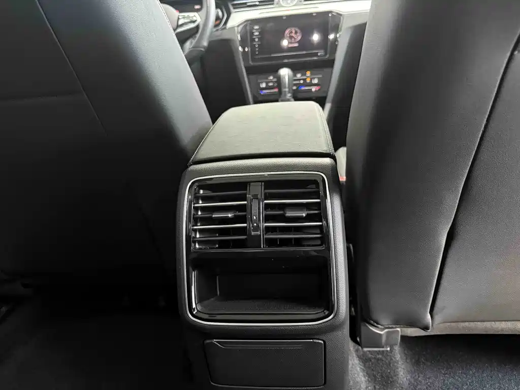 Volkswagen Magotan 2023 200 280TSI DSG Comfort